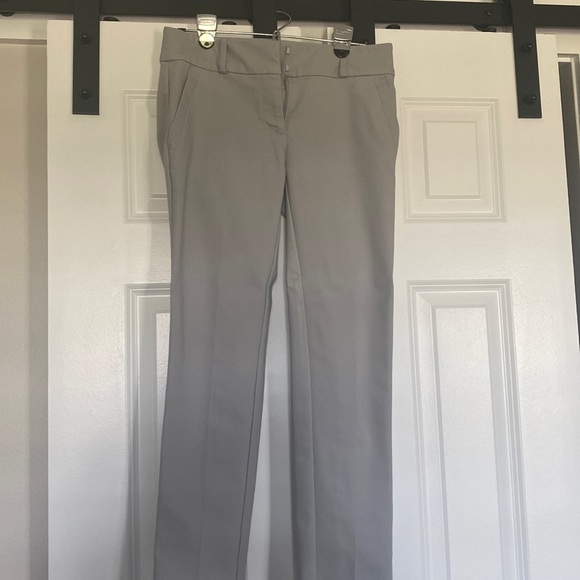 LOFT Pants - Size 0 Loft Modern Skinny Dress Pants